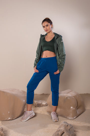 Women's Vera Crop in Dark Green | VOLO Apparel | The perfect athletic crop top made with a four way stretch bamboo fiber blend. Double lined and naturally odor resistant and antimicrobial. The Vera bamboo crop is reinforced stitched, the bamboo fiber comes with its own climate control properties, making the tops more breathable in the heat and more insulating in the cold.