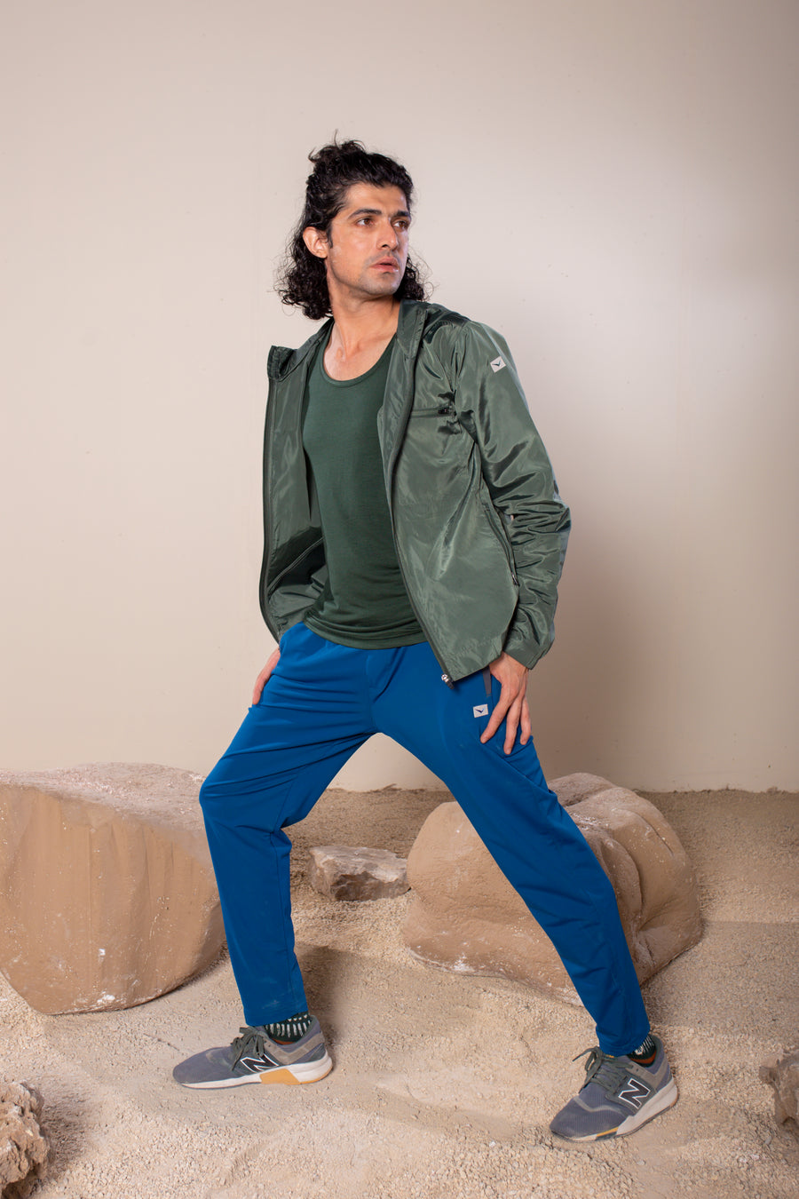 Men's Wanderlust Pant Blue Teal | VOLO Apparel | These pants are designed to give you wanderlust, an ultralight super durable athletic pant with a five pocket design, a 3 point gusset for all your movements and a high ankle tapered bottom. The revolutional Italian nylon is patented with UPF 50 protection and extreme breathability. The one pant to go everywhere and do everything!